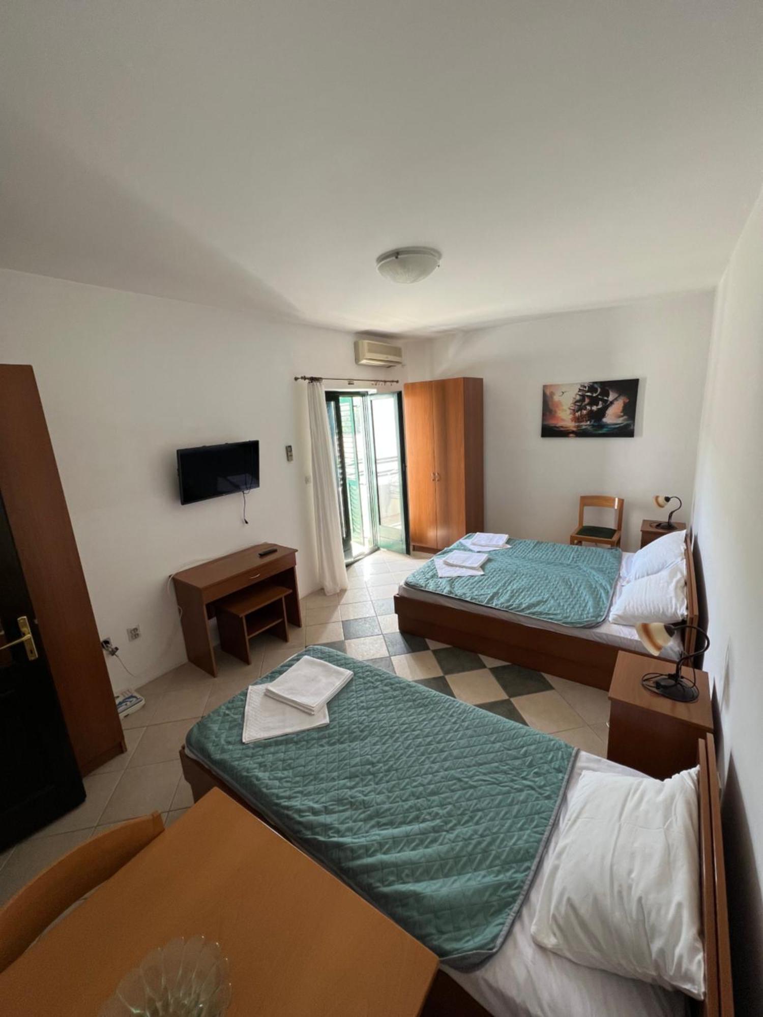 Appartement Renome à Petrovac Extérieur photo