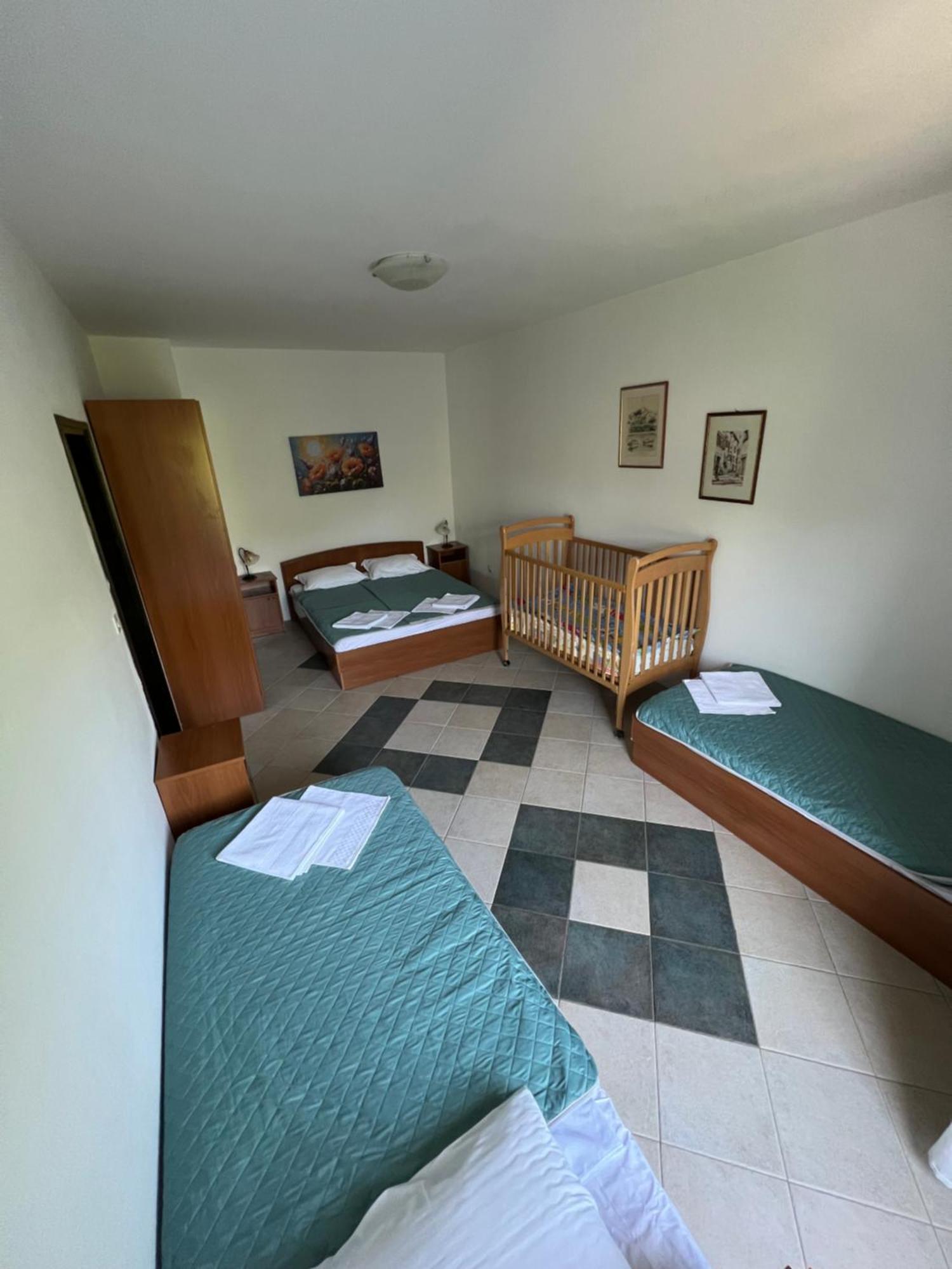Appartement Renome à Petrovac Extérieur photo