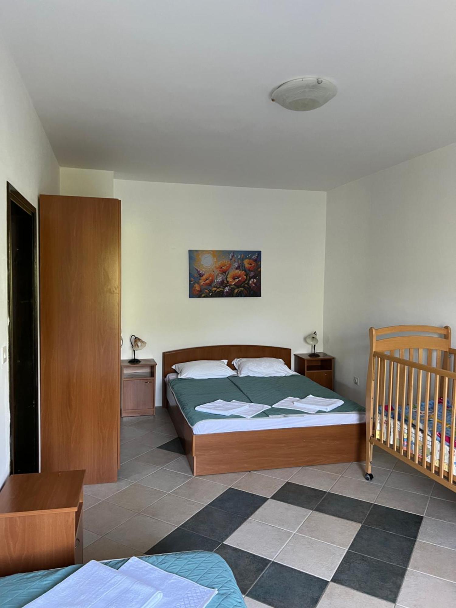 Appartement Renome à Petrovac Extérieur photo