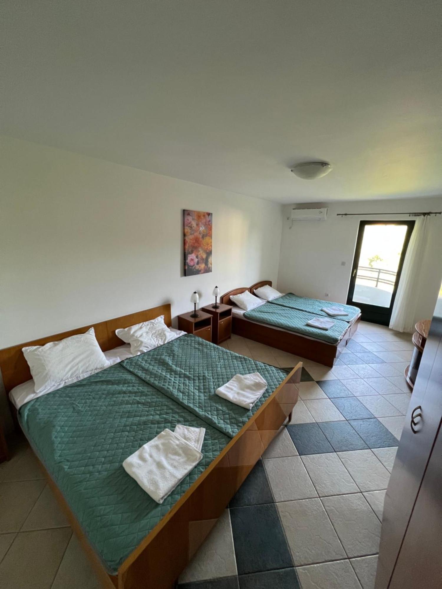 Appartement Renome à Petrovac Extérieur photo