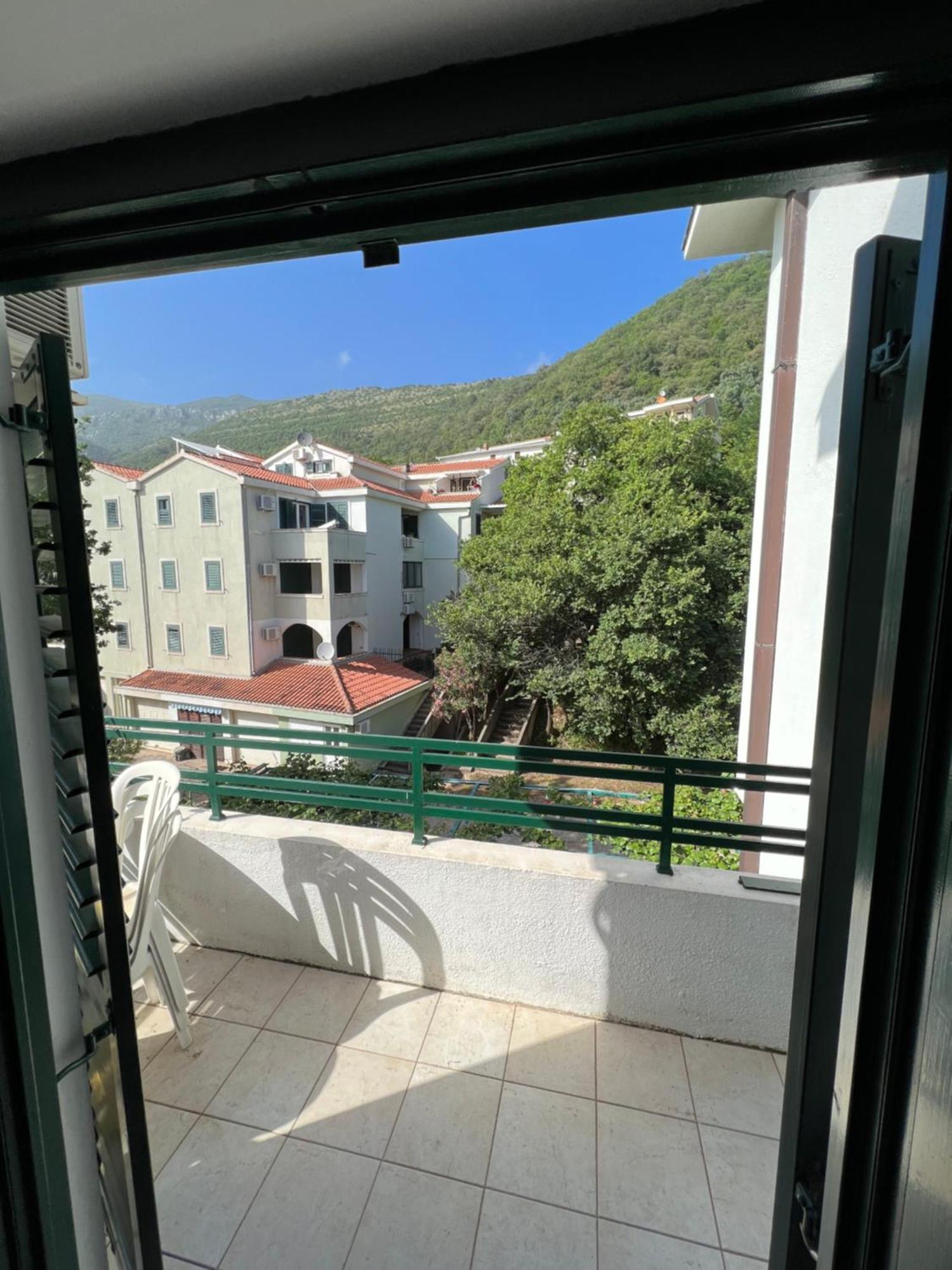 Appartement Renome à Petrovac Extérieur photo