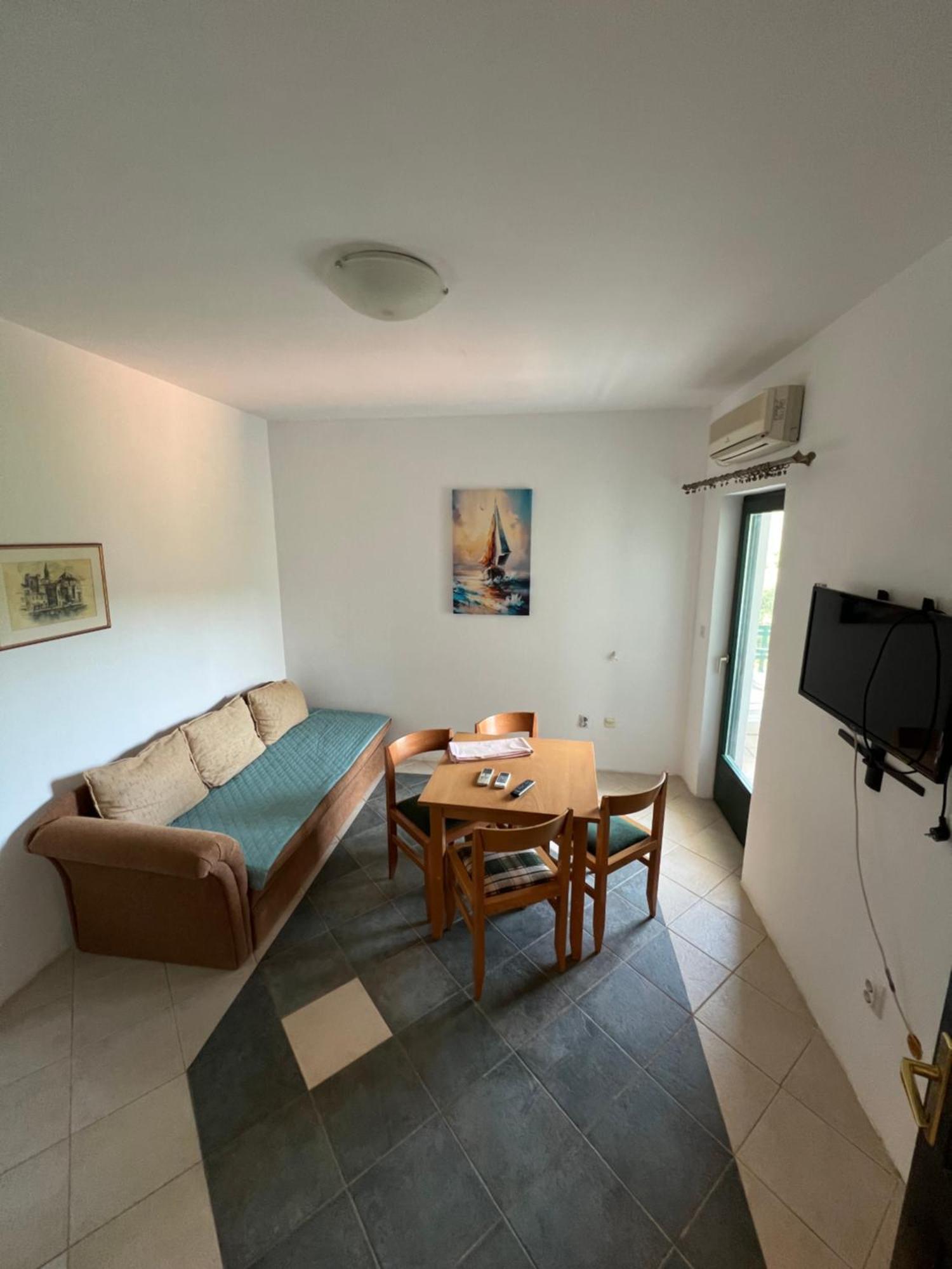 Appartement Renome à Petrovac Extérieur photo